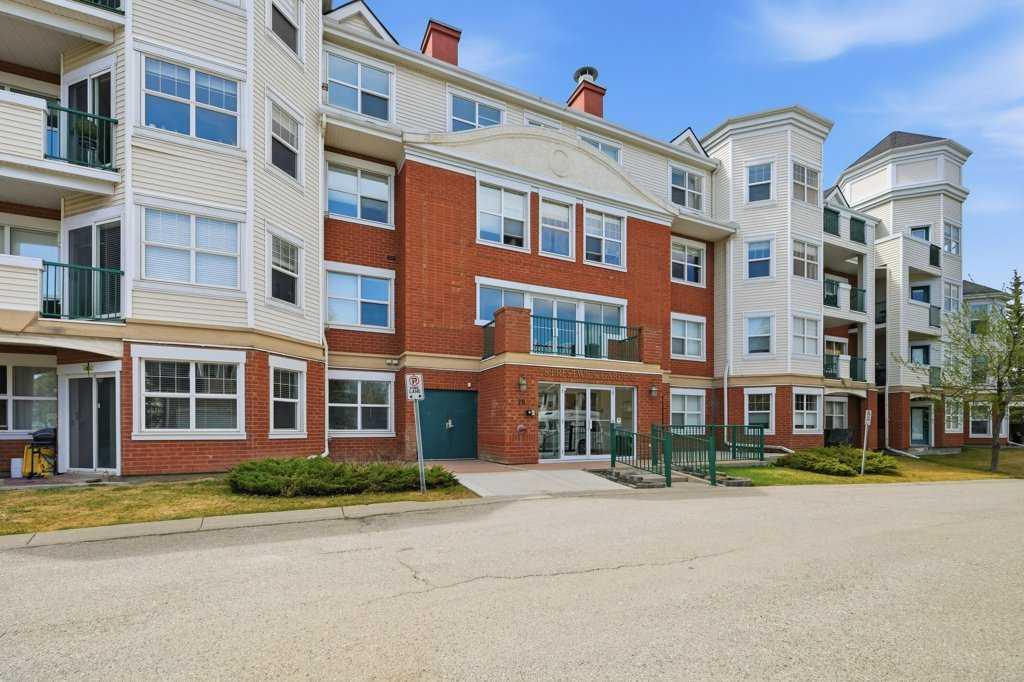Picture for 311, 78 Prestwick Gardens SE
