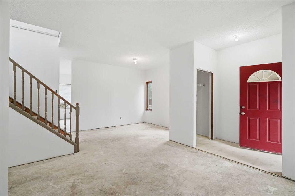 Picture for 180 Woodside Road NW