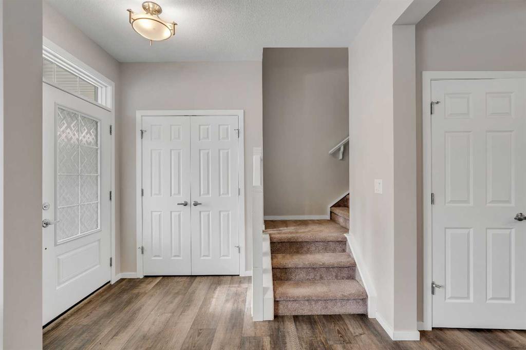 Picture for 129 Yorkville Manor SW