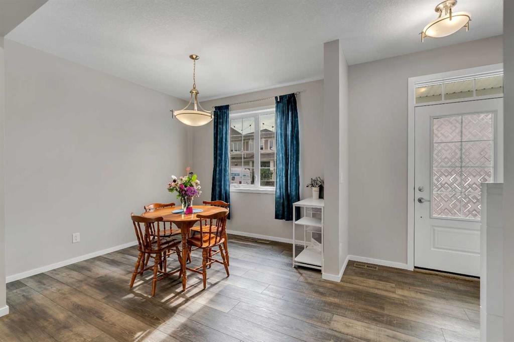 Picture for 129 Yorkville Manor SW