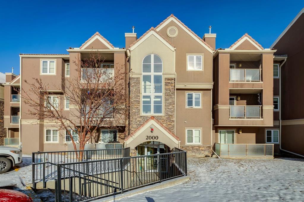 Picture for 34, 2034 Edenwold Heights NW