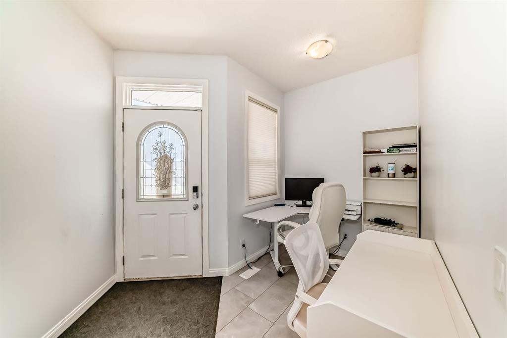 Picture for 124 Royal Manor NW