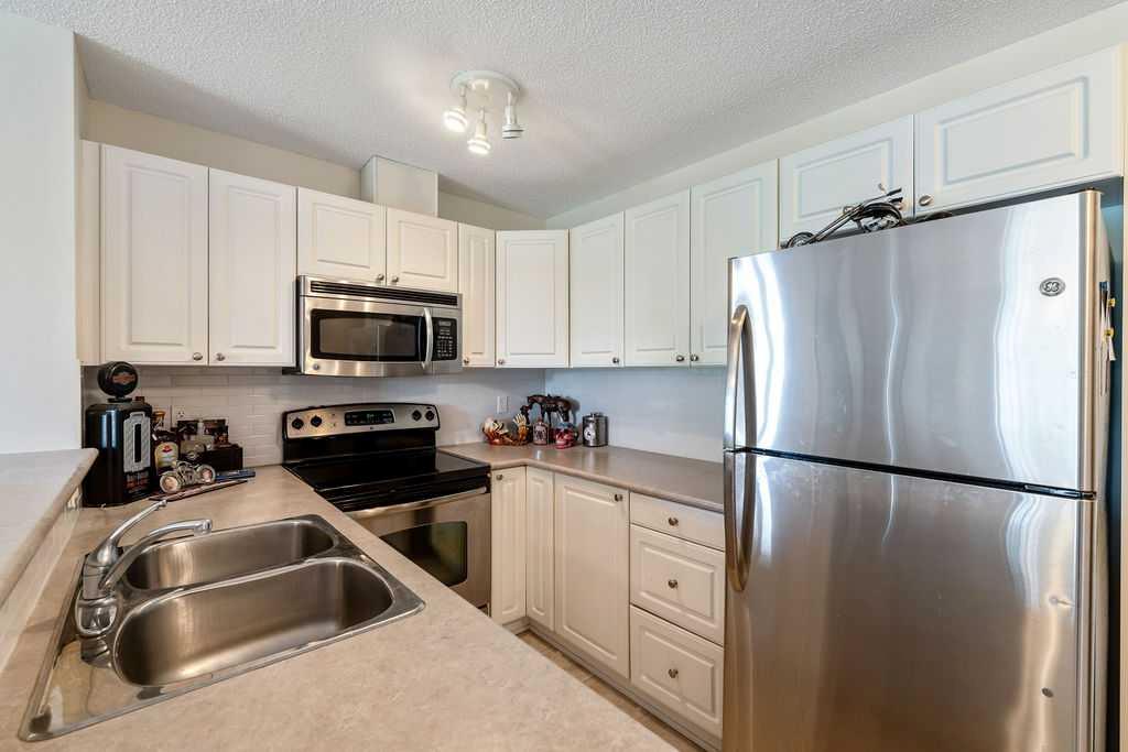Picture for 322, 428 Chaparral Ravine View SE