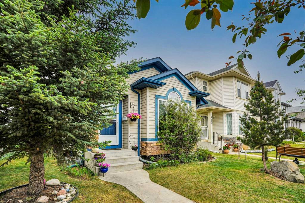 Picture for 921 Arbour Lake Road NW