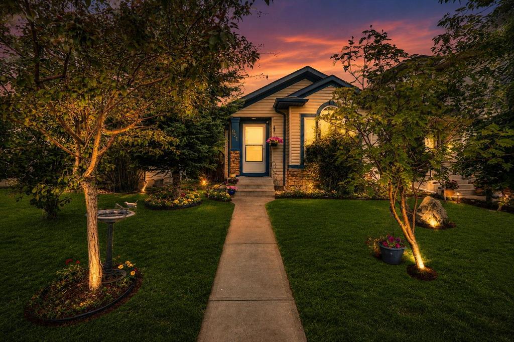 Picture for 921 Arbour Lake Road NW