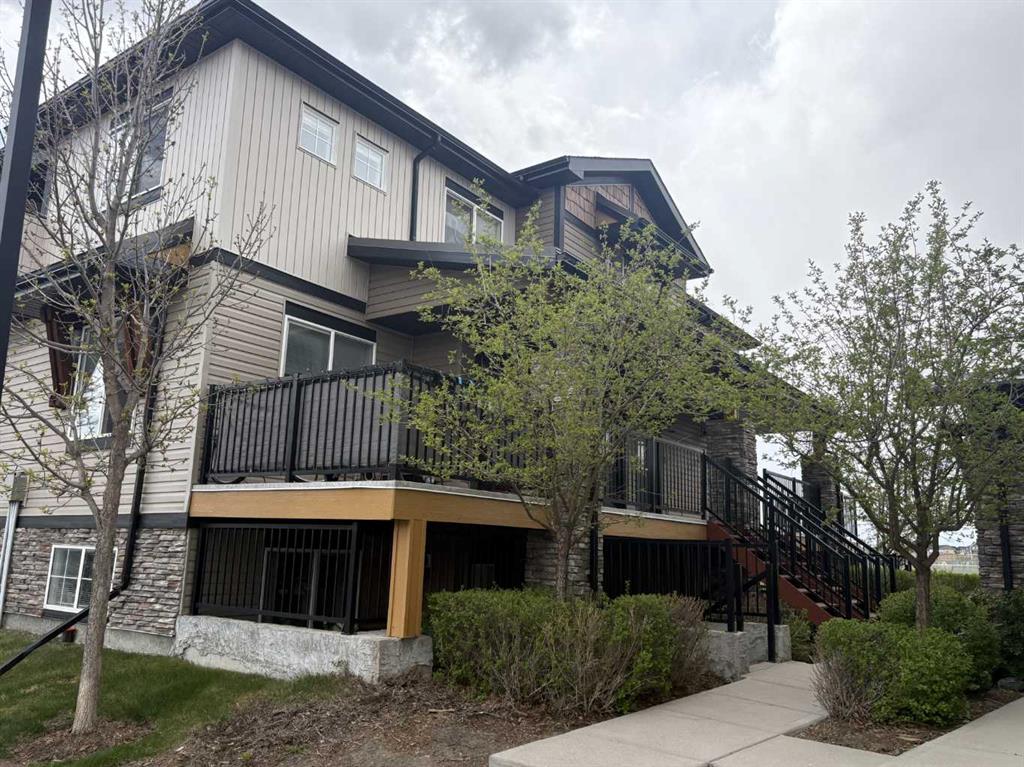 Picture for 8303, 2781 Chinook winds Drive SW