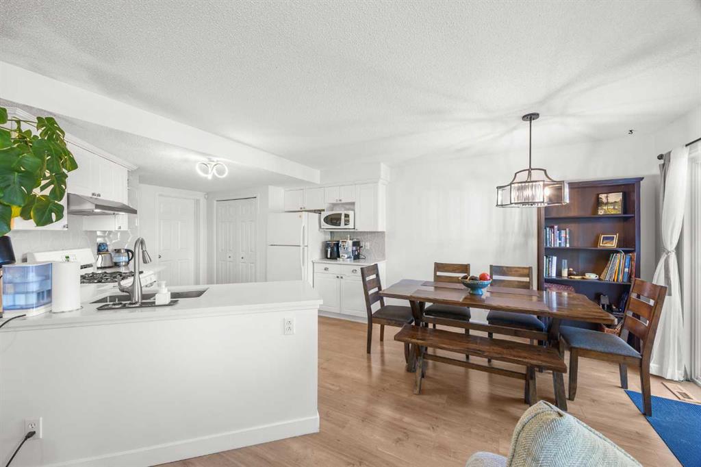 Picture for 141 Citadel Bluff Close NW