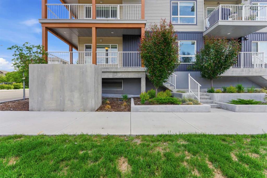 Picture for 102, 1605 17 Street SE