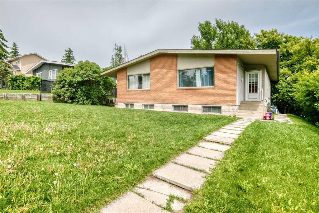Picture for 416/418 33 Avenue NE