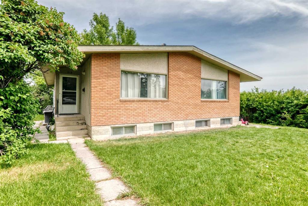 Picture for 416/418 33 Avenue NE