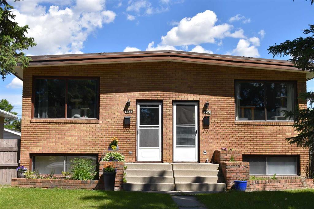 Picture for 7528 and 7526 35 Avenue NW
