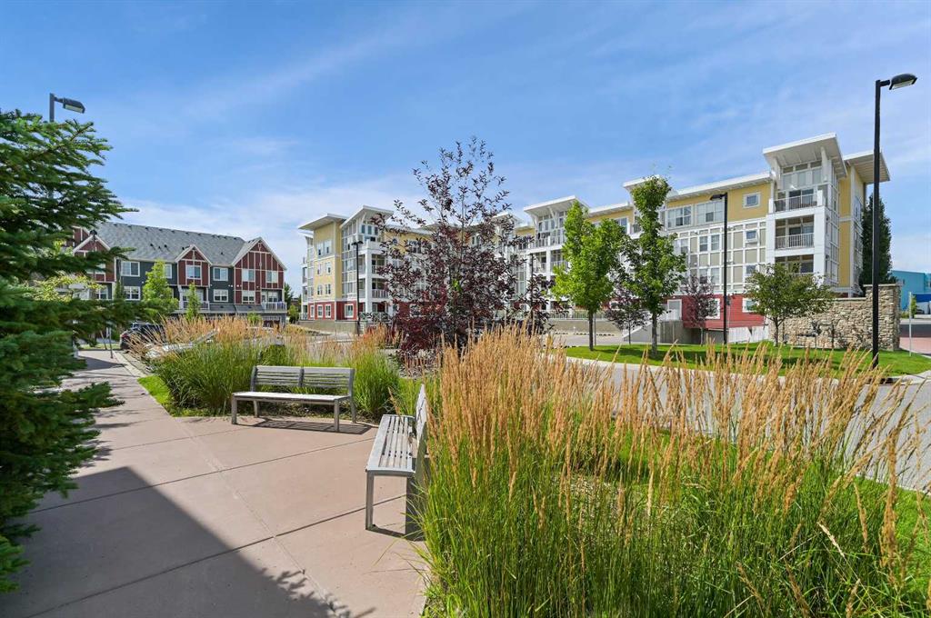 Picture for 308, 402 Marquis Lane SE