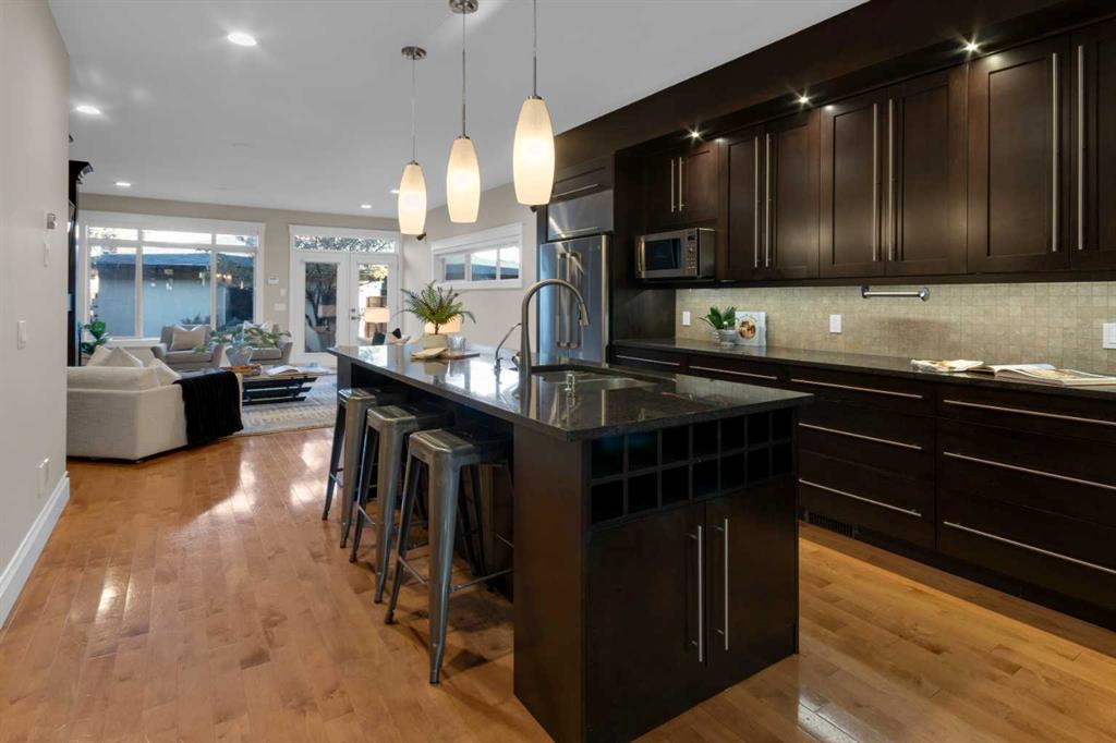 Picture for 2046 49 Avenue SW