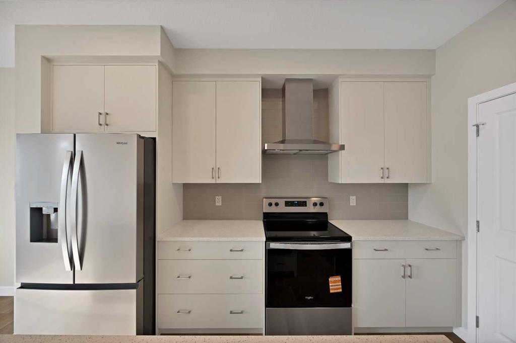 Picture for 5077 Harmony Circle  https://www.cirrealty.ca/reb/creb/90/A2265590_10.jpg