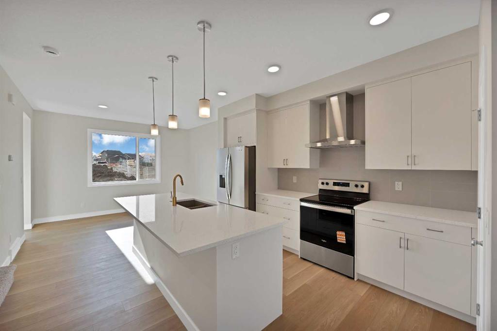 Picture for 5077 Harmony Circle  https://www.cirrealty.ca/reb/creb/90/A2265590_14.jpg