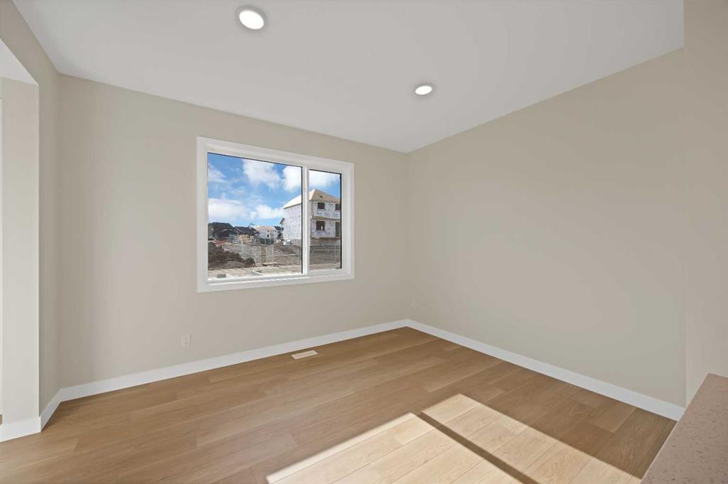 Picture for 5077 Harmony Circle  https://www.cirrealty.ca/reb/creb/90/A2265590_19.jpg