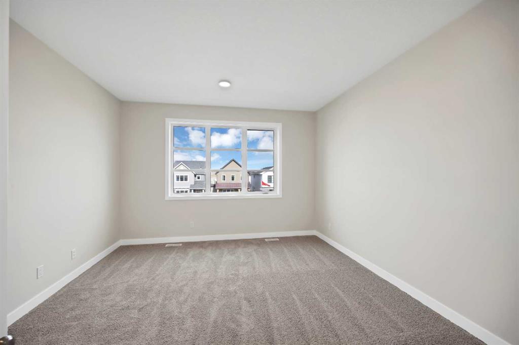 Picture for 5077 Harmony Circle  https://www.cirrealty.ca/reb/creb/90/A2265590_25.jpg