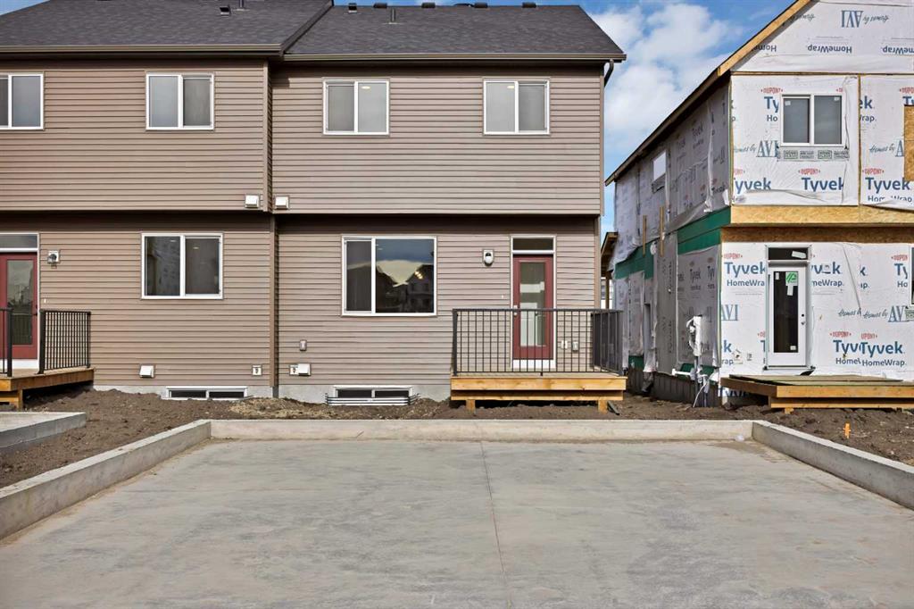Picture for 5077 Harmony Circle  https://www.cirrealty.ca/reb/creb/90/A2265590_38.jpg