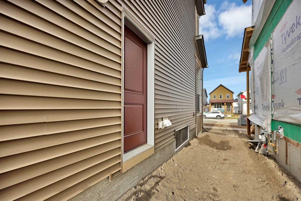Picture for 5077 Harmony Circle  https://www.cirrealty.ca/reb/creb/90/A2265590_40.jpg