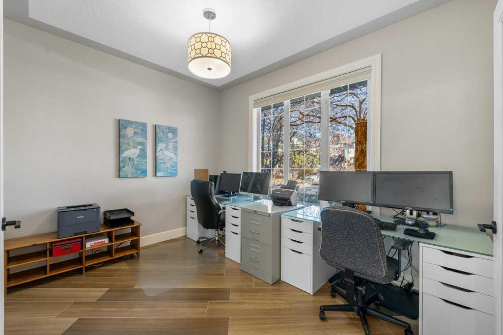 Picture for 615 10 Avenue NE https://www.cirrealty.ca/reb/creb/90/A2265690_14.jpg