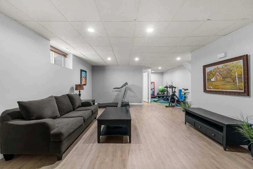 Picture for 615 10 Avenue NE https://www.cirrealty.ca/reb/creb/90/A2265690_28.jpg