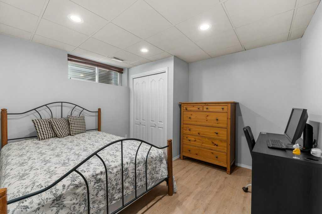 Picture for 615 10 Avenue NE https://www.cirrealty.ca/reb/creb/90/A2265690_31.jpg