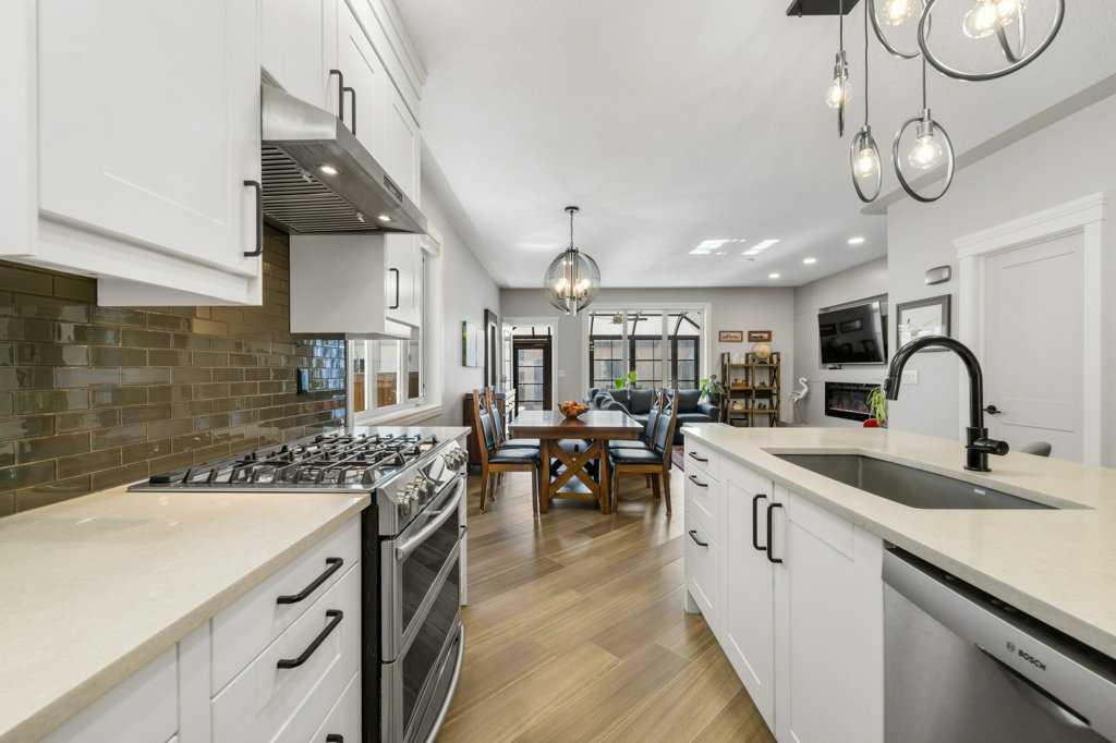 Picture for 615 10 Avenue NE https://www.cirrealty.ca/reb/creb/90/A2265690_6.jpg