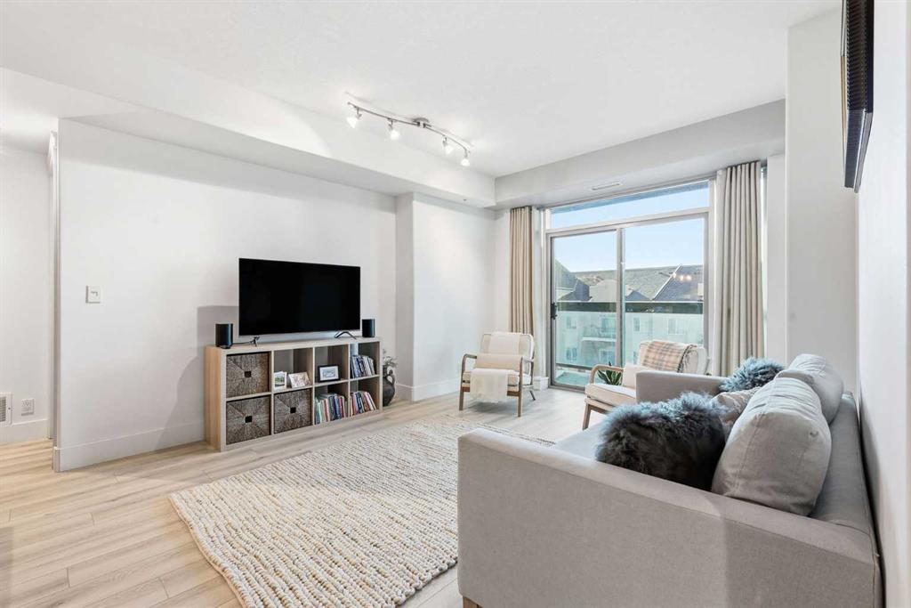 Picture for 602, 836 15 Avenue SW https://www.cirrealty.ca/reb/creb/90/A2266290_10.jpg