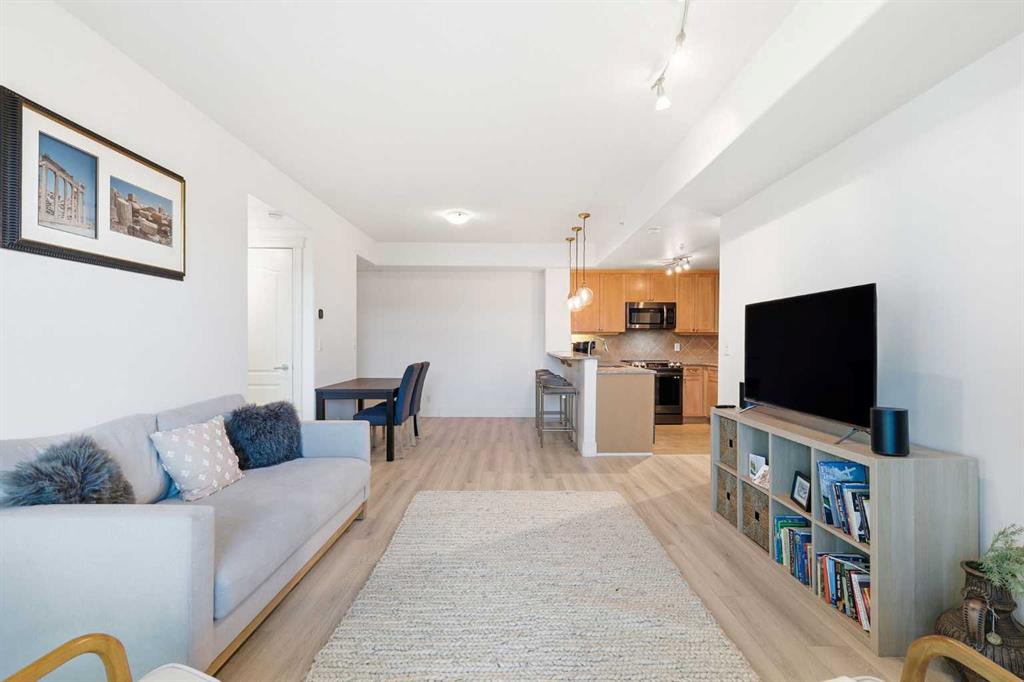 Picture for 602, 836 15 Avenue SW https://www.cirrealty.ca/reb/creb/90/A2266290_13.jpg