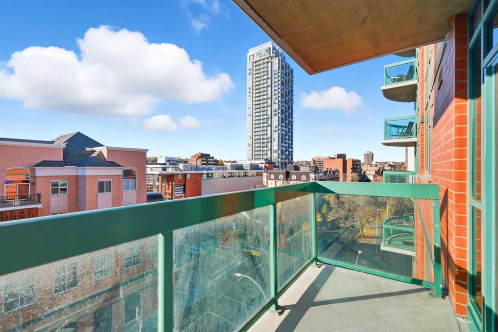 Picture for 602, 836 15 Avenue SW https://www.cirrealty.ca/reb/creb/90/A2266290_25.jpg