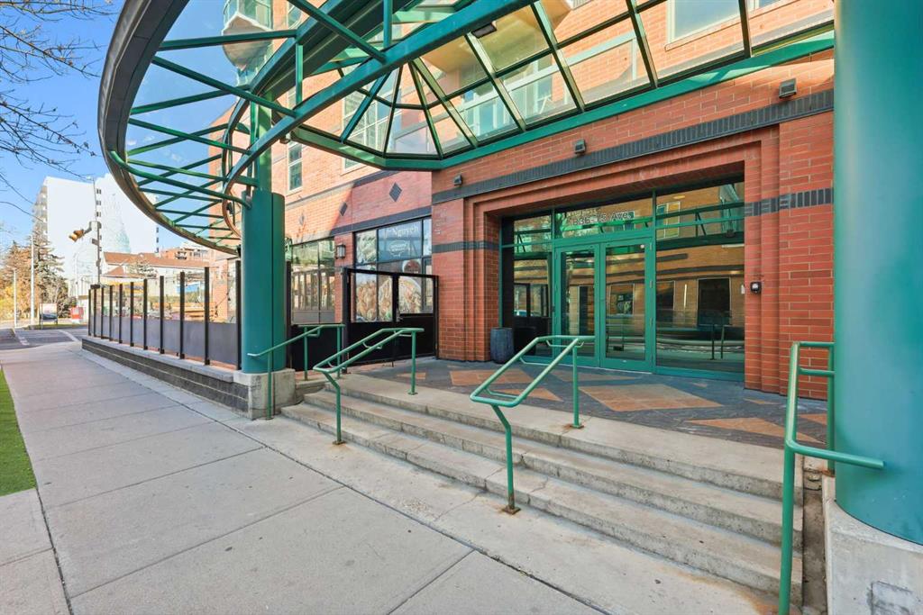 Picture for 602, 836 15 Avenue SW https://www.cirrealty.ca/reb/creb/90/A2266290_32.jpg