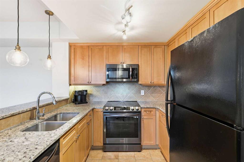Picture for 602, 836 15 Avenue SW Picture for 602, 836 15 Avenue SW