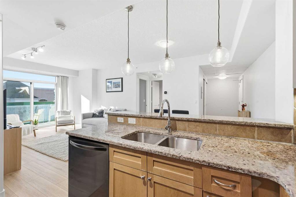 Picture for 602, 836 15 Avenue SW https://www.cirrealty.ca/reb/creb/90/A2266290_7.jpg