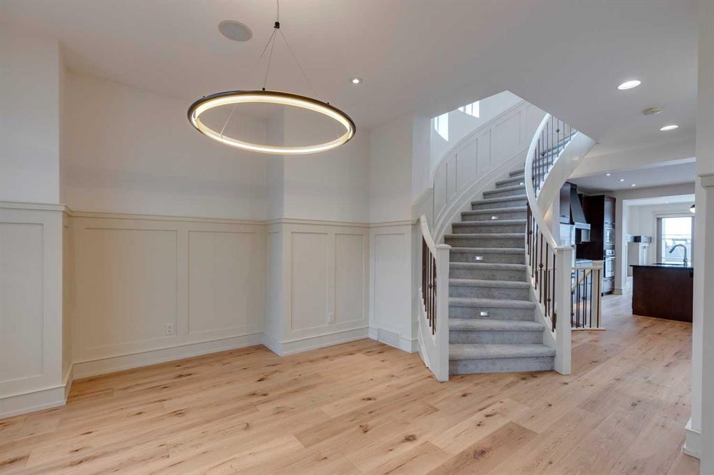 Picture for 2005 32 Avenue SW