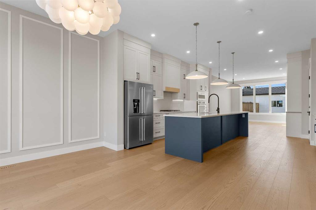 Picture for 1135 41 Street SW