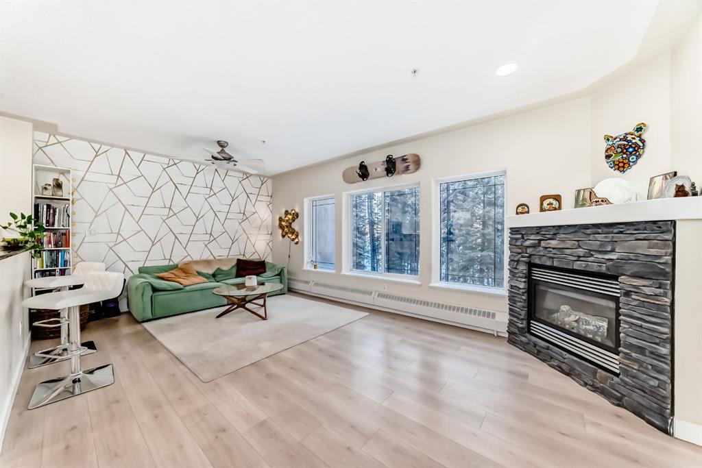 Picture for 114, 30 Discovery Ridge Close SW