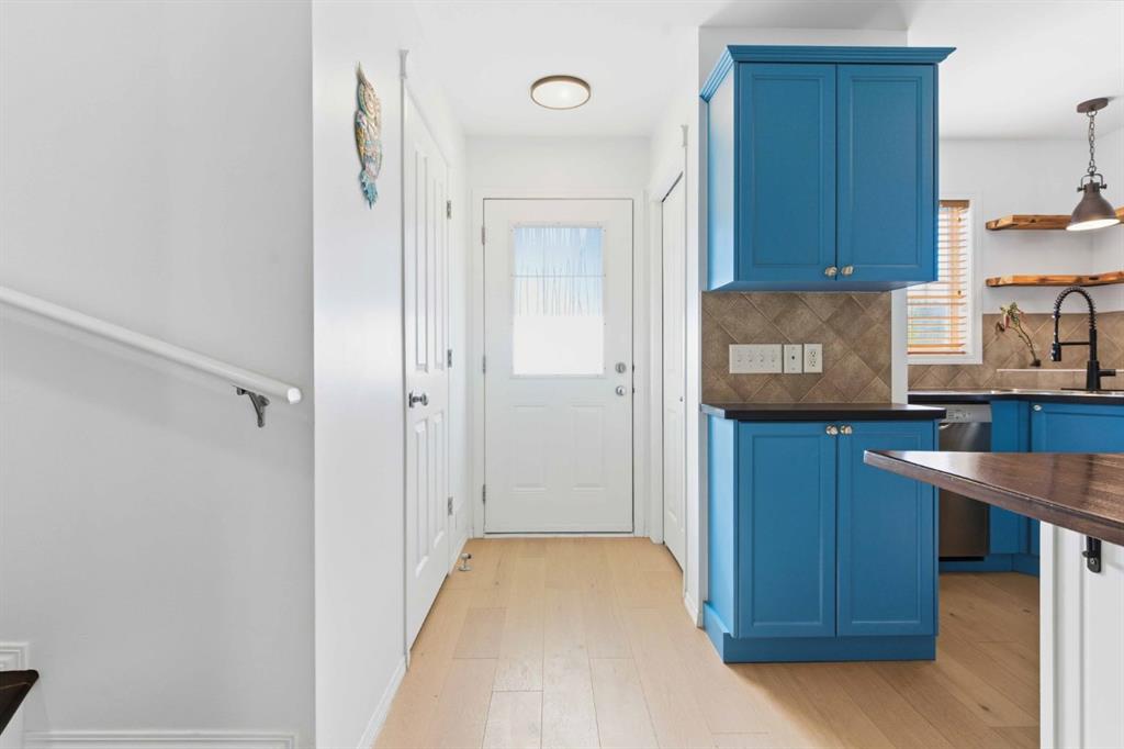 Picture for 1101, 140 Sagewood Boulevard SW