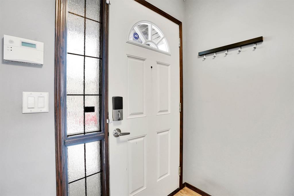 Picture for 210 Cranberry Place SE