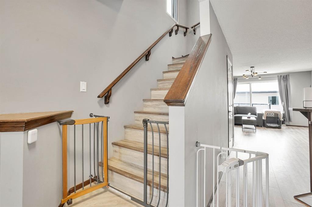 Picture for 210 Cranberry Place SE