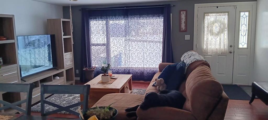 Picture for 326 First Street 