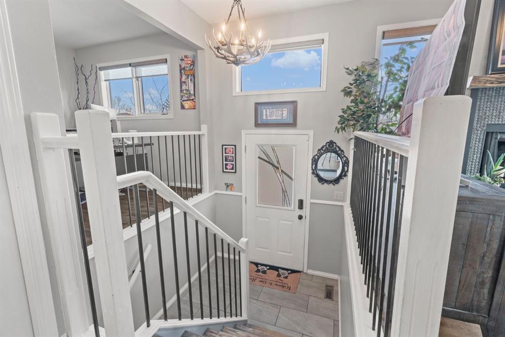 Picture for 430 2 Avenue NW