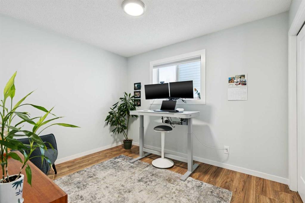 Picture for 103 Hawkmount Green NW