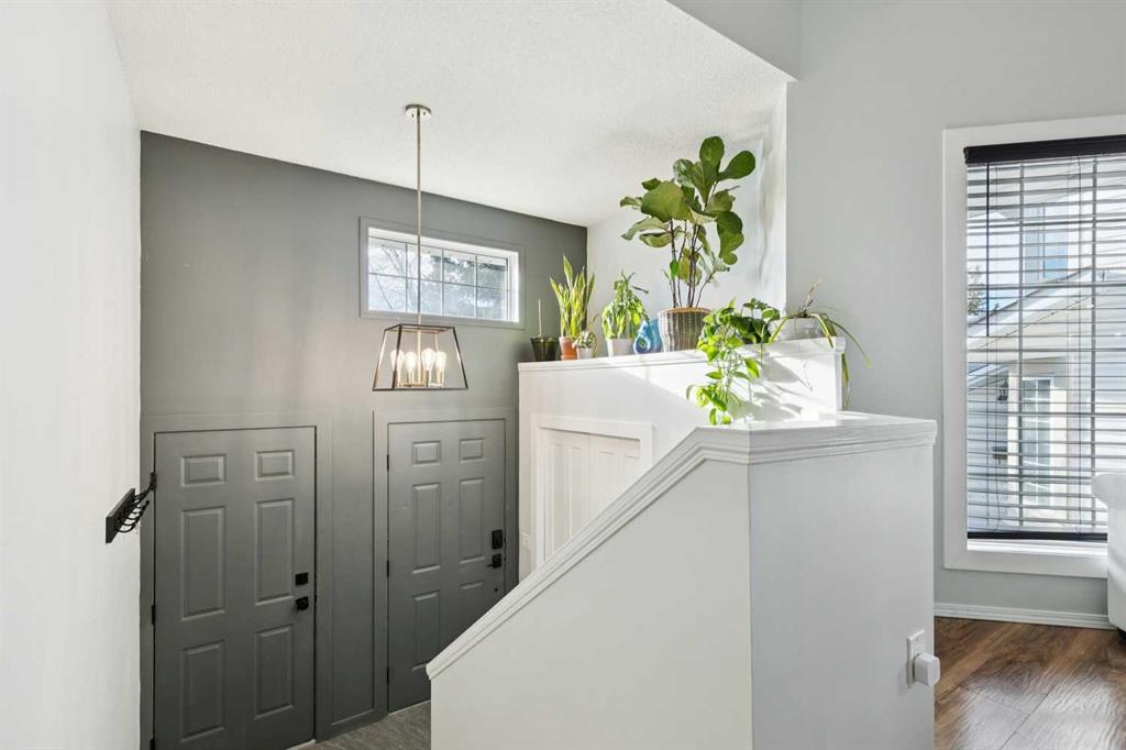 Picture for 103 Hawkmount Green NW