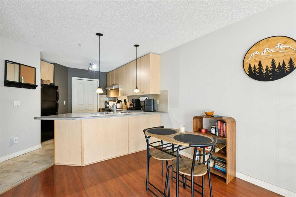 Picture for 204, 5115 Richard Road SW