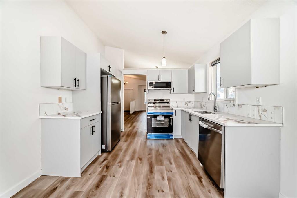 Picture for 16218 Shawbrooke Road SW