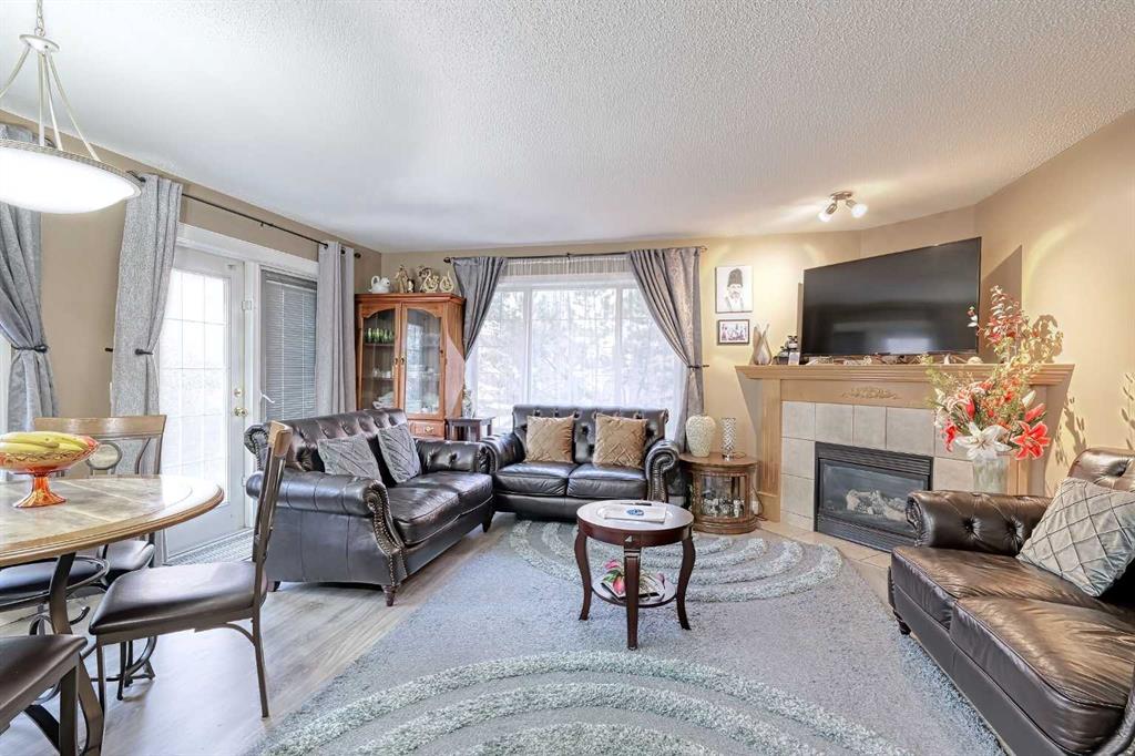 Picture for 501 Coral Cove NE