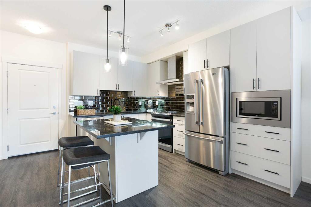 Picture for 8119, 151 Legacy Main Street SE