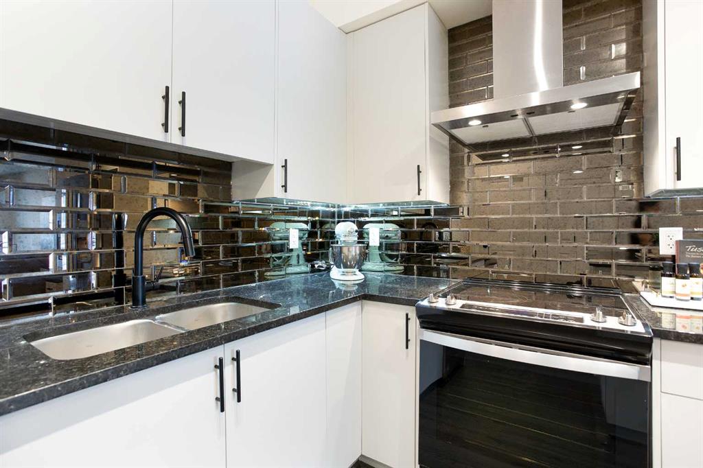 Picture for 8119, 151 Legacy Main Street SE