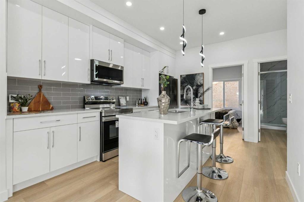 Picture for 203, 95 Saddlecrest Circle NE