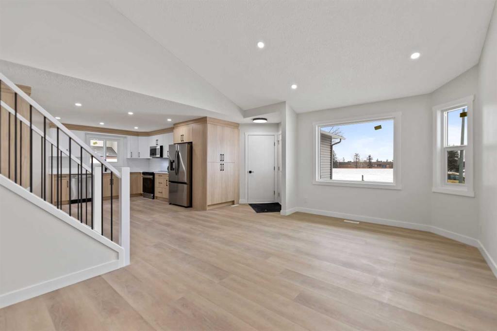 Picture for 2031 24 Avenue NE